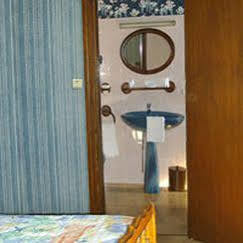 Le Relais Des Monedieres Otel Seilhac Dış mekan fotoğraf