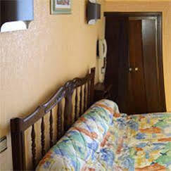 Le Relais Des Monedieres Otel Seilhac Dış mekan fotoğraf